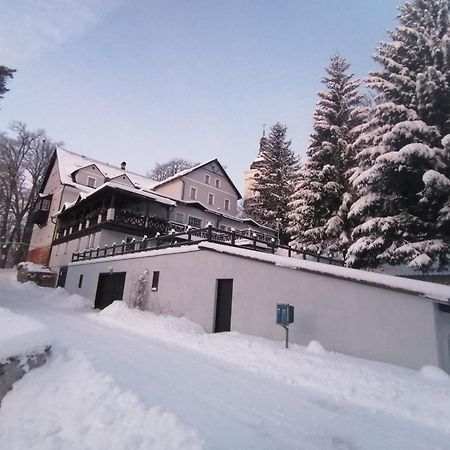 Hotel Auri Rudník Eksteriør bilde