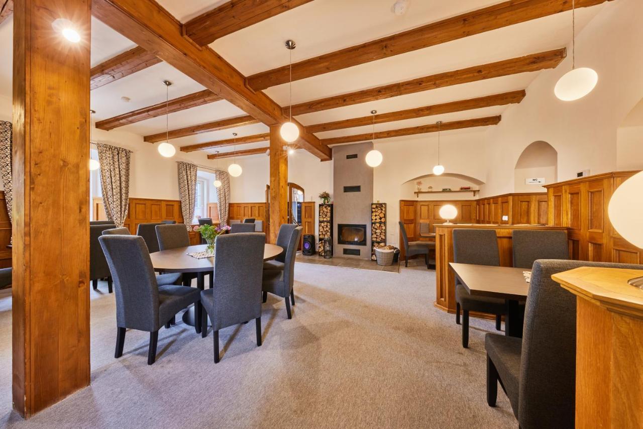 Hotel Auri Rudník Eksteriør bilde