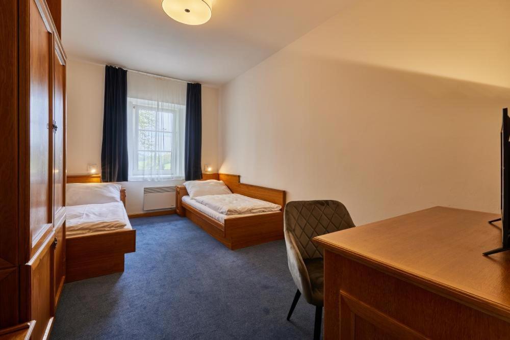 Hotel Auri Rudník Eksteriør bilde
